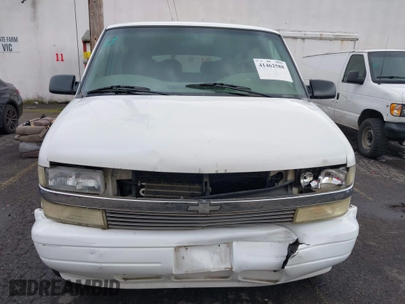2002 Chevrolet Astro with VIN 1GNDM19X02B153455, listed as a IAAI auction lot 41462588 with 349,613 mi miles. Bid and sale history available at carsss.com. Image 6.