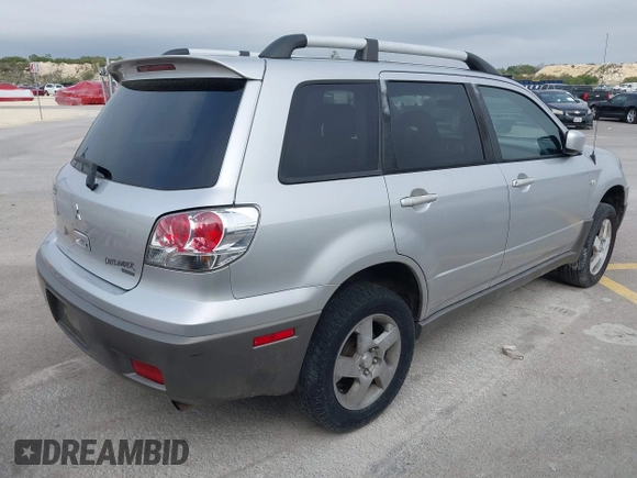 2003 Mitsubishi Outlander XLS with VIN JA4LZ41G53U107011, listed as a IAAI auction lot 41799550 with 164,519 mi miles. Bid and sale history available at carsss.com. Image 4.
