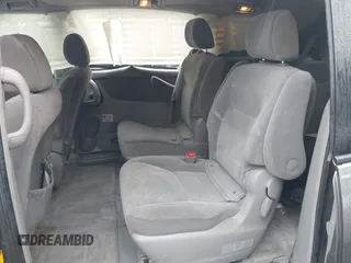 2005 Toyota Sienna LE with VIN 5TDBA23C55S048993, listed as a IAAI auction lot 41637805 with 157,959 mi miles. Bid and sale history available at carsss.com. Image 8.