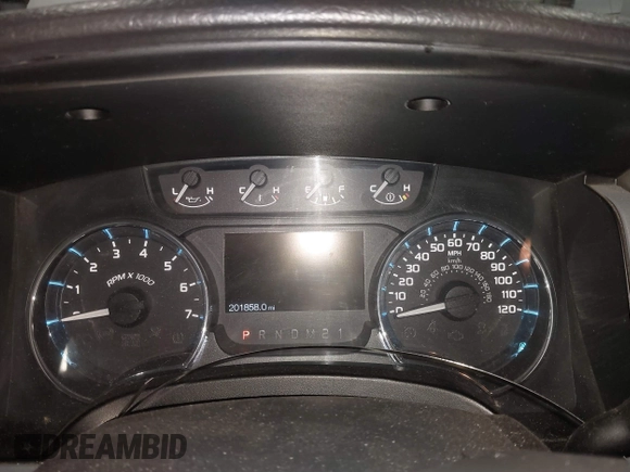2011 Ford F-150 XLT with VIN 1FTFW1ET4BFB50467, listed as a IAAI auction lot 41608114 with 201,858 mi miles. Bid and sale history available at carsss.com. Image 7.