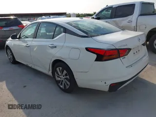 2020 Nissan Altima S with VIN 1N4BL4BV2LC211662, listed as a IAAI auction lot 41894473 with 136,863 mi miles and . Bid and sale history available at DreamBid. Image 3.