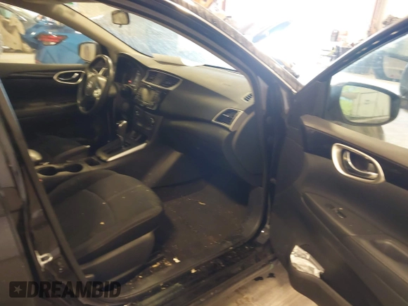 2017 Nissan Sentra S z VIN 3N1AB7AP8HY213978, wystawiony jako IAAI lot #42091732 z przebiegiem 123 984 mil mil oraz . Historia ofert i sprzedaży dostępna na DreamBid. Obrazek 5.