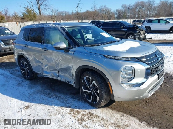 2022 Mitsubishi Outlander SEL z VIN JA4J4VA83NZ088131, wystawiony jako IAAI lot #41401945 z przebiegiem 15 617 mil mil oraz . Historia ofert i sprzedaży dostępna na DreamBid. Obrazek 1.
