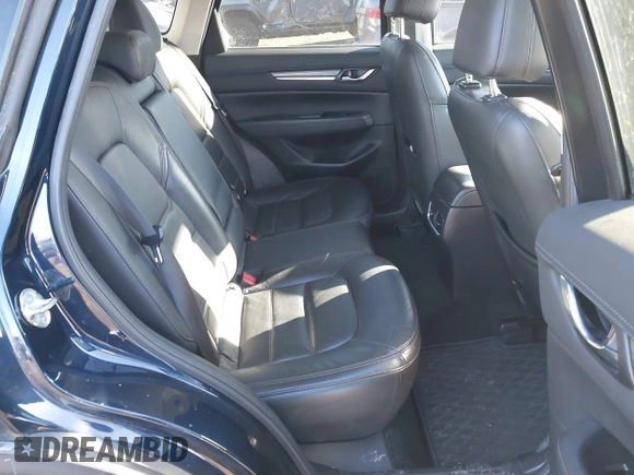 2017 Mazda CX-5 Grand Touring with VIN JM3KFBDL0H0104806, listed as a IAAI auction lot 41621964 with 60,728 mi miles. Bid and sale history available at carsss.com. Image 8.