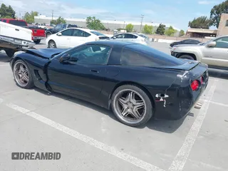 2002 Chevrolet Corvette with VIN 1G1YY22G525105391, listed as a IAAI auction lot 42041878 with 175,128 mi miles. Bid and sale history available at carsss.com. Image 3.