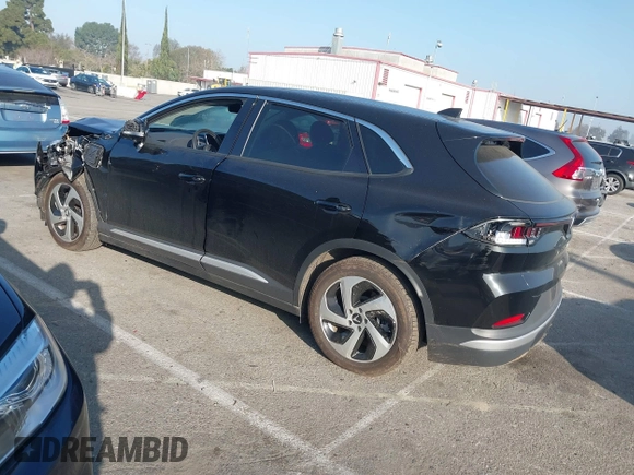 2023 VinFast VF 8 Eco с VIN RLLV1AEB9PH003158, выставлен на аукционе IAAI как лот 41615030 с пробегом 8 711 миль миль и . История ставок и продаж доступна на DreamBid. Изображение 3.