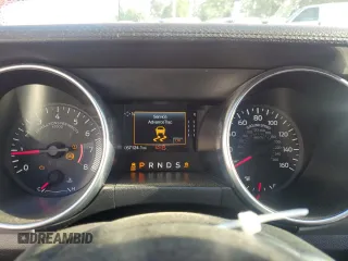 2022 Ford Mustang EcoBoost z VIN 1FATP8UH0N5115883, wystawiony jako Copart lot #49537545 z przebiegiem 57 124 mil mil oraz Szkoda całkowita • Salvage title. Historia ofert i sprzedaży dostępna na DreamBid. Obrazek 9.