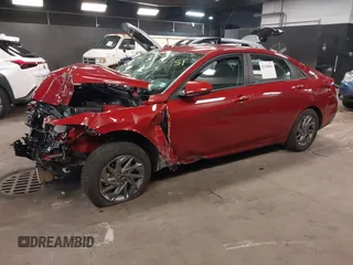 2024 Hyundai Elantra SEL с VIN KMHLM4DG2RU807623, выставлен на аукционе IAAI как лот 42150096 с пробегом 4 030 миль миль и . История ставок и продаж доступна на DreamBid. Изображение 17.
