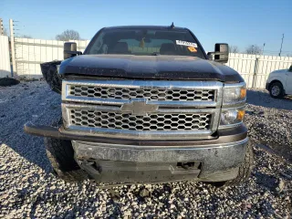 2015 Chevrolet Silverado 1500 LT with VIN 3GCUKREC2FG107879, listed as a Copart auction lot 41915375 with 123,952 mi miles and Salvage Title. Bid and sale history available at DreamBid. Image 5.
