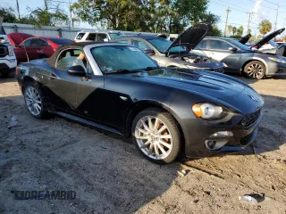 2017 FIAT 124 Spider Elaborazione Abarth z VIN JC1NFAEK4H0105671, wystawiony jako Copart lot #73736814 z przebiegiem Nie podano mil oraz Szkody całkowita. Historia ofert i sprzedaży dostępna na DreamBid. Obrazek 4.