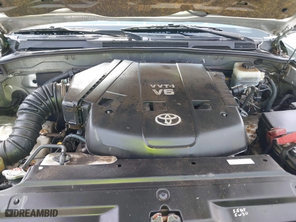 2006 Toyota 4Runner SR5 with VIN JTEBU14R660092764, listed as a IAAI auction lot 41779460 with 258,831 mi miles. Bid and sale history available at carsss.com. Image 10.
