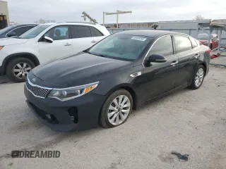 2016 Kia Optima EX z VIN 5XXGU4L30GG058389, wystawiony jako Copart lot #49993295 z przebiegiem 78 445 mil mil oraz Szkoda całkowita • Salvage title. Historia ofert i sprzedaży dostępna na DreamBid. Obrazek 1.