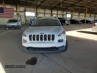 2016 Jeep Cherokee Sport z VIN 1C4PJLAS6GW376092, wystawiony jako Copart lot #57306895 z przebiegiem 90 979 mil mil oraz Szkoda całkowita • Salvage title. Historia ofert i sprzedaży dostępna na DreamBid. Obrazek 5.