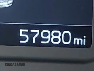 2020 Kia Sorento S z VIN 5XYPG4A55LG694372, wystawiony jako IAAI lot #42183383 z przebiegiem 57 980 mil mil oraz . Historia ofert i sprzedaży dostępna na DreamBid. Obrazek 16.
