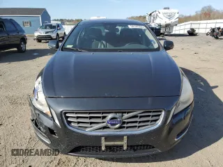 2013 Volvo S60 T5 Premier with VIN YV1612FSXD2230824, listed as a Copart auction lot 54147355 with 139,853 mi miles and Clean Title. Bid and sale history available at carsss.com. Image 5.