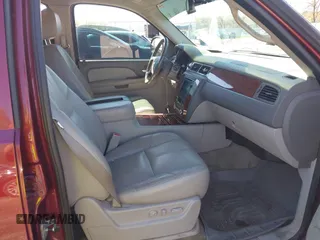 2008 Chevrolet Avalanche LTZ with VIN 3GNFK12Y98G122402, listed as a IAAI auction lot 42197039 with 172,237 mi miles and . Bid and sale history available at DreamBid. Image 5.