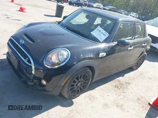 2016 MINI Hardtop 4 Door S z VIN WMWXU3C51G2D29400, wystawiony jako IAAI lot #42064309 z przebiegiem 85 021 mil mil oraz . Historia ofert i sprzedaży dostępna na DreamBid. Obrazek 17.