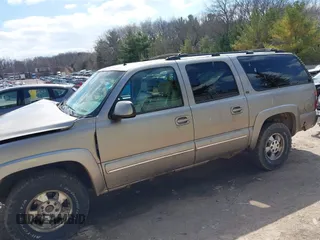 2002 Chevrolet Suburban LS with VIN 1GNFK16Z42J120730, listed as a IAAI auction lot 42021233 with 175,127 mi miles. Bid and sale history available at carsss.com. Image 15.