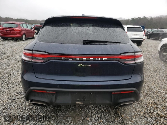 2022 Porsche Macan z VIN WP1AA2A58NLB09379, wystawiony jako Copart lot #45015785 z przebiegiem 38 104 mil mil oraz Szkoda całkowita • Salvage title. Historia ofert i sprzedaży dostępna na DreamBid. Obrazek 6.