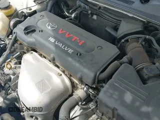 2002 Toyota Camry LE z VIN 4T1BE32K52U111483, wystawiony jako IAAI lot #43065186 z przebiegiem 64 862 mil mil oraz . Historia ofert i sprzedaży dostępna na DreamBid. Obrazek 19.