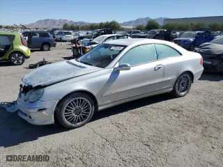 2003 Mercedes-Benz CLK-Class 3.2L with VIN WDBTJ65J43F018421, listed as a Copart auction lot 77991554 with 198,225 mi miles and Salvage Title. Bid and sale history available at carsss.com. Image 1.