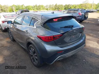2018 Infiniti QX30 Premium с VIN SJKCH5CR7JA053848, выставлен на аукционе IAAI как лот 42291145 с пробегом 120 570 миль миль и . История ставок и продаж доступна на DreamBid. Изображение 3.
