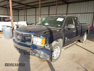 2008 GMC Sierra 1500 SLE1 z VIN 2GTEK19J181254317, wystawiony jako IAAI lot #41421167 z przebiegiem 211 202 mil mil oraz . Historia ofert i sprzedaży dostępna na DreamBid. Obrazek 6.