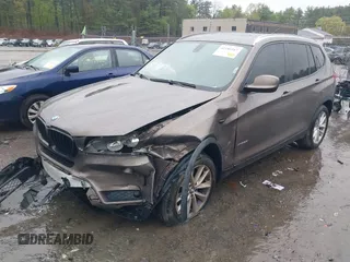 2013 BMW X3 xDrive28i z VIN 5UXWX9C53DLK59585, wystawiony jako IAAI lot #42186167 z przebiegiem 174 966 mil mil oraz . Historia ofert i sprzedaży dostępna na DreamBid. Obrazek 2.