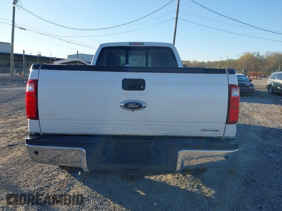 2016 Ford Super Duty F-250 SRW XLT with VIN 1FT7X2B69GEB82415, listed as a IAAI auction lot 41839758 with 45,000 mi miles. Bid and sale history available at carsss.com. Image 16.