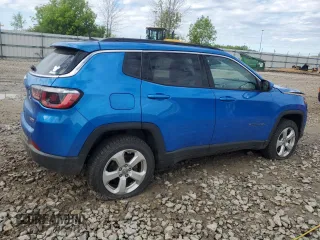 2018 Jeep Compass Altitude with VIN 3C4NJDBB1JT393536, listed as a Copart auction lot 57958345 with 67,612 mi miles and Clean title. Bid and sale history available at DreamBid. Image 3.
