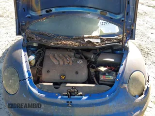 1999 Volkswagen Beetle GLS with VIN 3VWCC21C8XM426984, listed as a IAAI auction lot 42285973 with Not provided miles and . Bid and sale history available at DreamBid. Image 10.