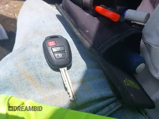 2021 Toyota 4Runner SR5 с VIN JTEMU5JR6M5885762, выставлен на аукционе IAAI как лот 42023275 с пробегом 113 140 миль миль и . История ставок и продаж доступна на DreamBid. Изображение 11.