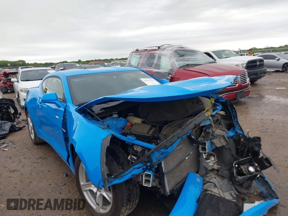 2023 Chevrolet Camaro 1LT z VIN 1G1FB1RS1P0140463, wystawiony jako IAAI lot #41952133 z przebiegiem 42 043 mil mil oraz . Historia ofert i sprzedaży dostępna na DreamBid. Obrazek 1.