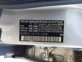 2001 Mercedes-Benz C 230/260/280/320 z VIN WDBRF61J51F013288, wystawiony jako IAAI lot #42322128 z przebiegiem Nie podano mil oraz . Historia ofert i sprzedaży dostępna na DreamBid. Obrazek 9.