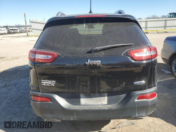 2017 Jeep Cherokee Latitude with VIN 1C4PJMCS0HW546838, listed as a Copart auction lot 89305395 with 57,581 mi miles and Salvage Title. Bid and sale history available at DreamBid. Image 6.