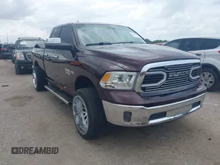 2015 Ram 1500 Big Horn z VIN 1C6RR7GT2FS593788, wystawiony jako IAAI lot #42128215 z przebiegiem 234 724 mil mil oraz . Historia ofert i sprzedaży dostępna na DreamBid. Obrazek 1.