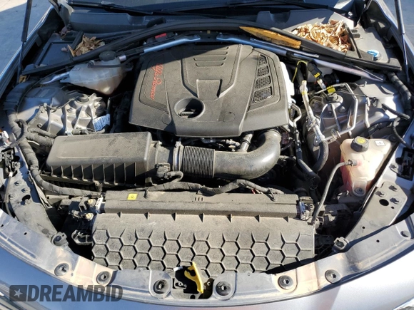 2017 Alfa Romeo Giulia Ti z VIN ZARFAECN3H7556176, wystawiony jako Copart lot #48371125 z przebiegiem 47 520 mil mil oraz Szkody całkowita. Historia ofert i sprzedaży dostępna na DreamBid. Obrazek 11.