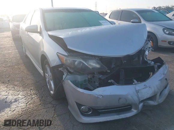 2013 Toyota Camry L with VIN 4T1BF1FK4DU237378, listed as a IAAI auction lot 41921337 with 127,535 mi miles. Bid and sale history available at carsss.com. Image 1.