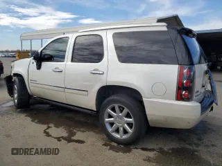 2012 GMC Yukon Denali with VIN 1GKS2EEF0CR181781, listed as a Copart auction lot 46370395 with 177,592 mi miles and Salvage Title. Bid and sale history available at carsss.com. Image 2.
