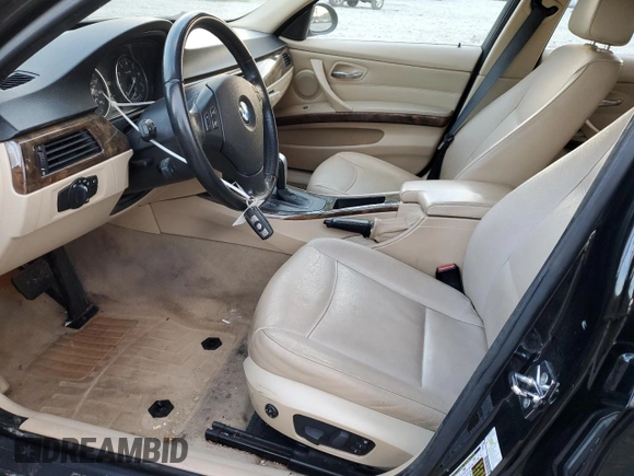 2008 BMW 3 Series 328xi z VIN WBAVT73508FZ37661, wystawiony jako Copart lot #82844114 z przebiegiem 188 089 mil mil oraz Czysty tytuł • Clean title. Historia ofert i sprzedaży dostępna na DreamBid. Obrazek 7.