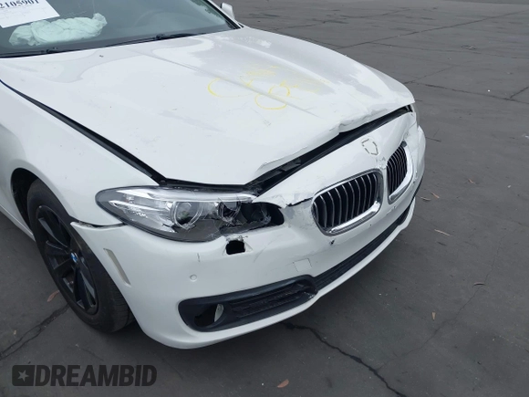 2014 BMW 5 Series 528i with VIN WBA5A5C56ED507439, listed as a IAAI auction lot 42105901 with Not Provided miles. Bid and sale history available at carsss.com. Image 6.