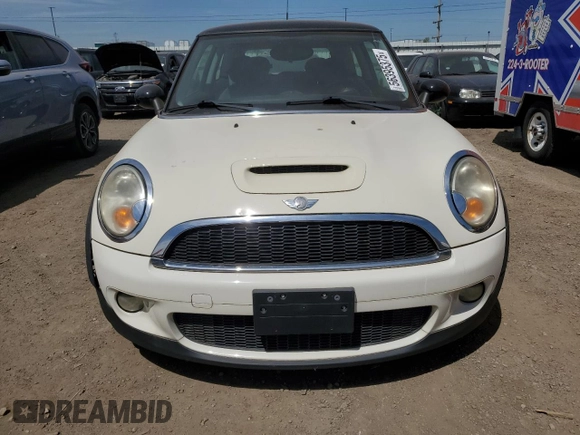 2007 MINI Hardtop S with VIN WMWMF73567TV31953, listed as a Copart auction lot 56395375 with 80,709 mi miles and Clean Title. Bid and sale history available at DreamBid. Image 5.