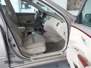2007 Hyundai Azera SE with VIN KMHFC46F07A236118, listed as a IAAI auction lot 42717090 with 138,531 mi miles and . Bid and sale history available at DreamBid. Image 5.