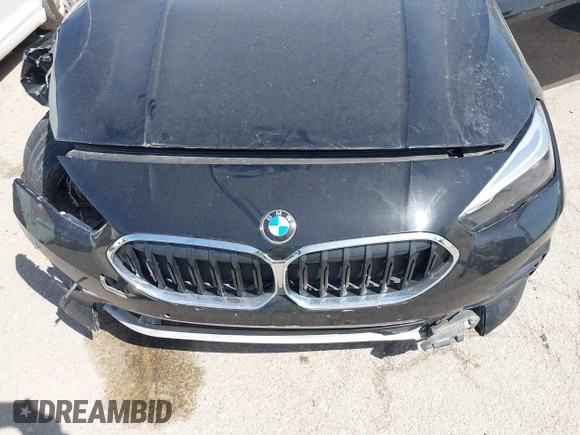2021 BMW 2 Series 228i xDrive z VIN WBA73AK00M7H55073, wystawiony jako IAAI lot #42863620 z przebiegiem Nie podano mil oraz . Historia ofert i sprzedaży dostępna na DreamBid. Obrazek 10.