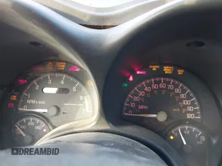 2000 Pontiac Grand Am SE1 with VIN 1G2NF52T8YC542941, listed as a IAAI auction lot 41225598 with 338,737 mi miles. Bid and sale history available at carsss.com. Image 7.