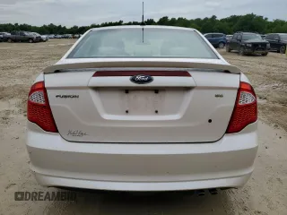 2010 Ford Fusion SE z VIN 3FAHP0HA0AR335424, wystawiony jako Copart lot #58853845 z przebiegiem 168 793 mil mil oraz Szkoda całkowita • Salvage title. Historia ofert i sprzedaży dostępna na DreamBid. Obrazek 6.