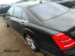 2012 Mercedes-Benz S 550 with VIN WDDNG9EBXCA443941, listed as a IAAI auction lot 40790743 with 177,681 mi miles and . Bid and sale history available at DreamBid. Image 3.