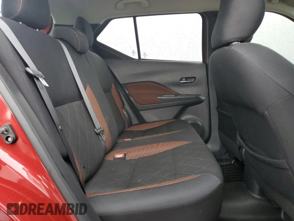 2019 Nissan Kicks SR z VIN 3N1CP5CU5KL569794, wystawiony jako Copart lot #55104055 z przebiegiem 50 184 mil mil oraz Czysty tytuł • Clean title. Historia ofert i sprzedaży dostępna na DreamBid. Obrazek 11.