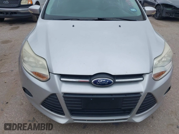 2014 Ford Focus SE with VIN 1FADP3F21EL354774, listed as a IAAI auction lot 41972701 with 115,046 mi miles. Bid and sale history available at carsss.com. Image 6.