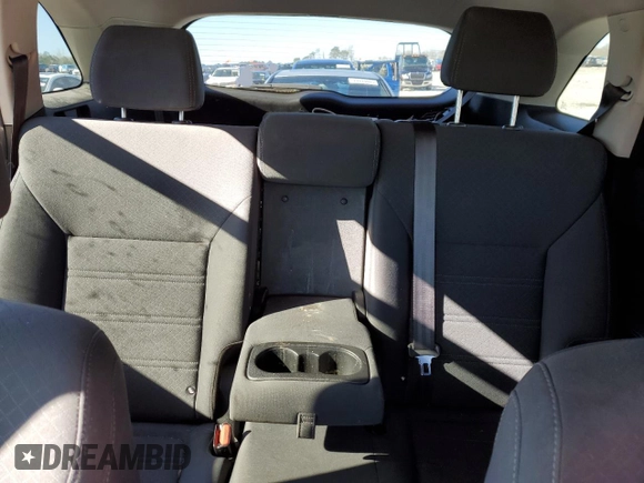 2020 Kia Sorento LX with VIN 5XYPG4A3XLG711889, listed as a Copart auction lot 49222015 with 23,435 mi miles and Salvage Title. Bid and sale history available at carsss.com. Image 10.